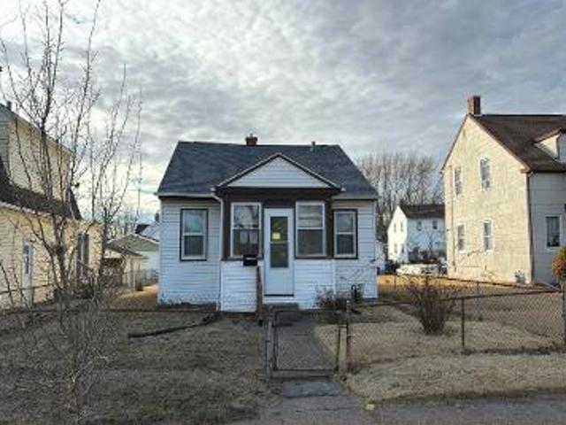 House for sale in Davenport, Iowa