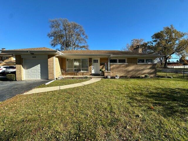 House for sale in Mount Prospect, Illinois
