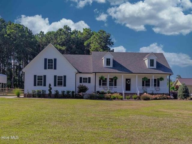 House for sale in Knotts Island