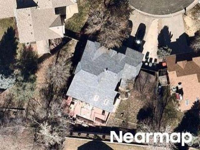 House for sale in Aurora