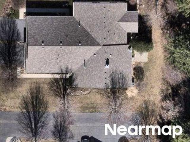 Townhouse for sale in Round Lake, Illinois