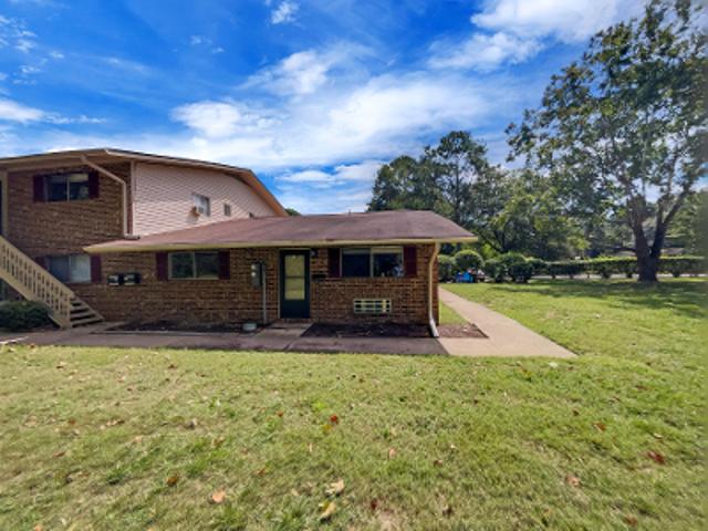 Condo for sale in Camelot Village Condominiums, Chapel Hill