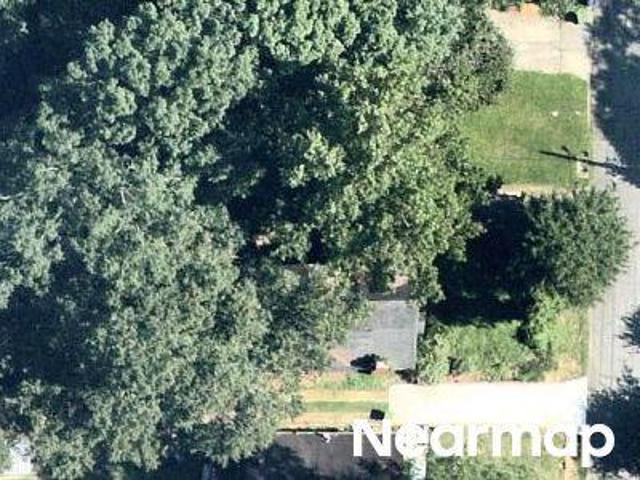 House for sale in Grove Park, Atlanta