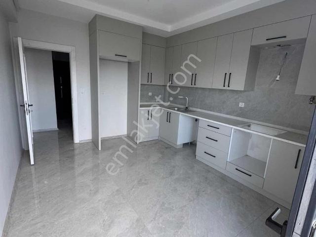 Turgutlu, Manisa içerisinde satılık mülk