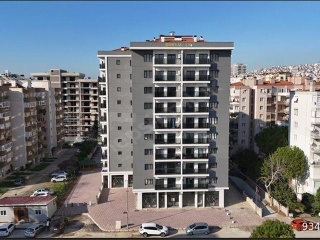 Manavkuyu Mahallesi, Bayraklı içerisinde satılık Dükkan