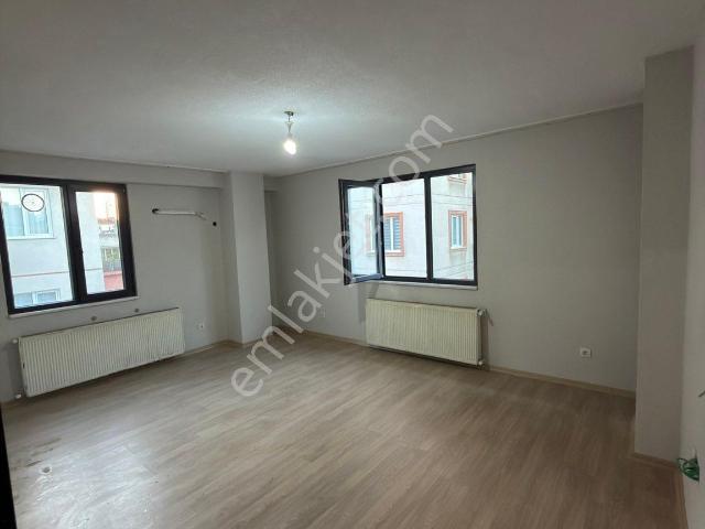 Ümraniye, İstanbul içerisinde kiralık mülk