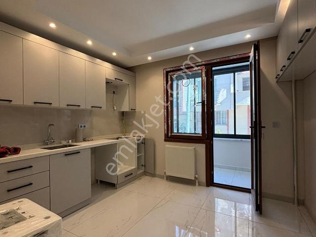 Adnan Kahveci Mahallesi, Beylikdüzü içerisinde kiralık mülk