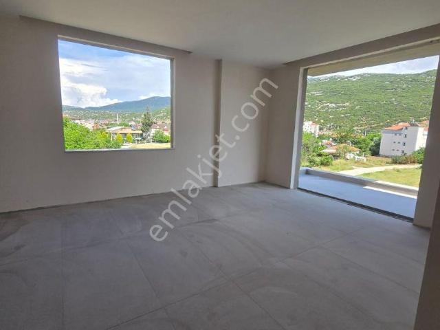 Bucak, Burdur içerisinde satılık mülk