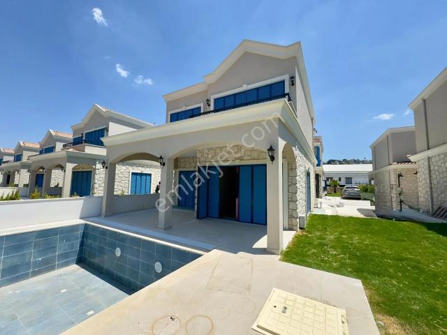 Kuşadasi, Aydin içerisinde satılık Villa