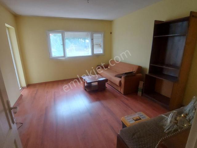 Evka 4 Mahallesi, Bornova içerisinde kiralık mülk