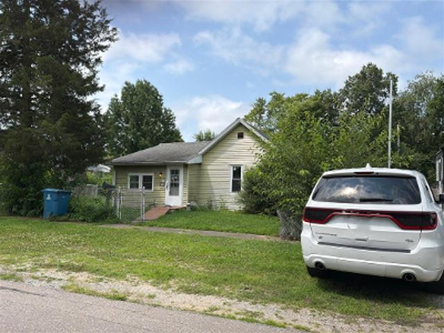 House for sale in Knox, Indiana