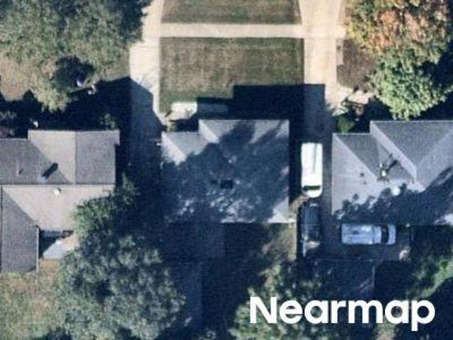 House for sale in Wheeling, Illinois