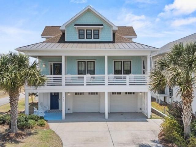 House for sale in Kure Beach, North Carolina