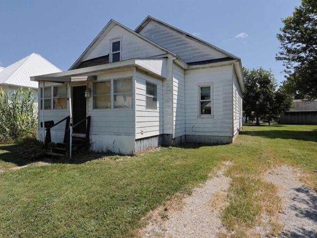 House for sale in Salem