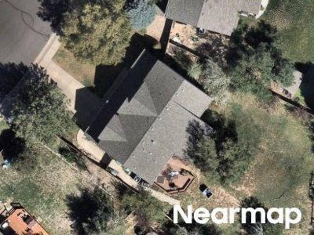 Property for sale in Woodgate South, Aurora