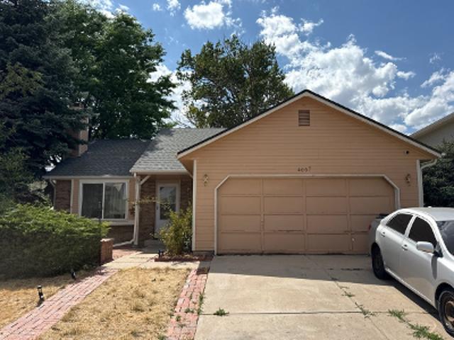 House for sale in Arapahoe, Colorado