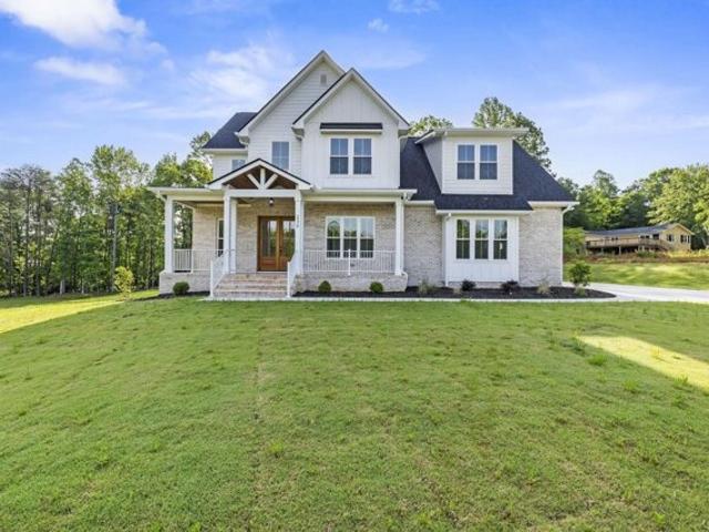 House for sale in Landrum