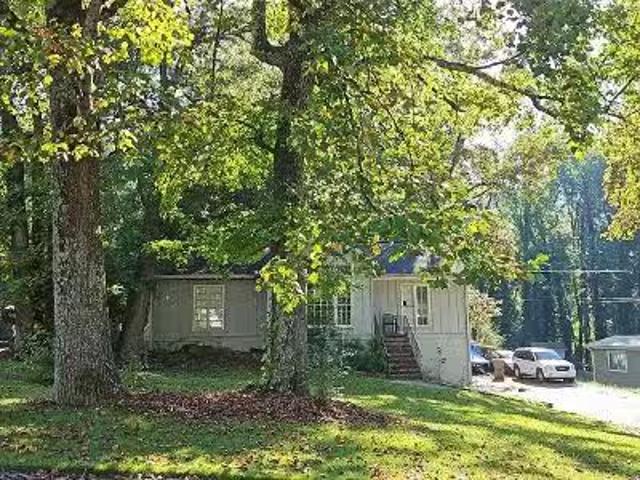 House for sale in Austell