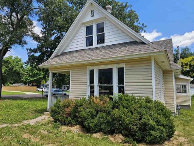 House for sale in Eldon, Missouri