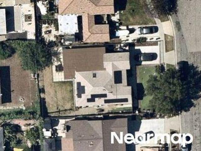 House for sale in Compton