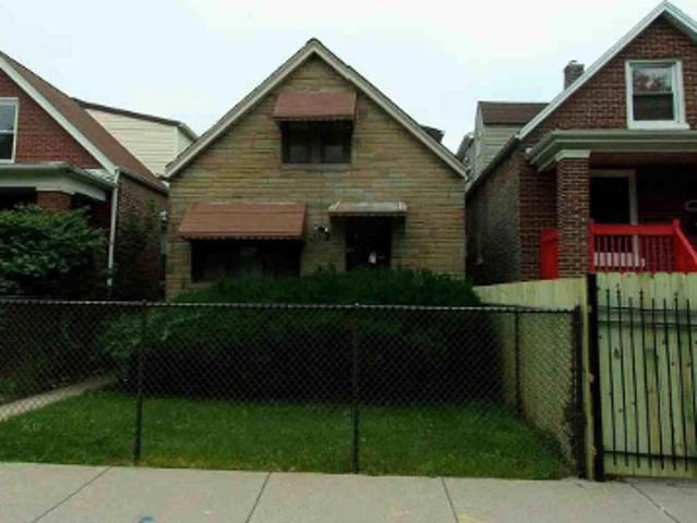 House for sale in Burnside, Chicago