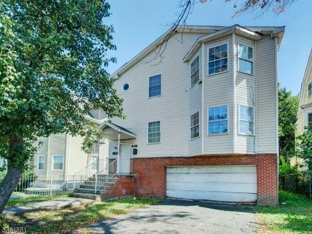 House for sale in East Orange, Essex County