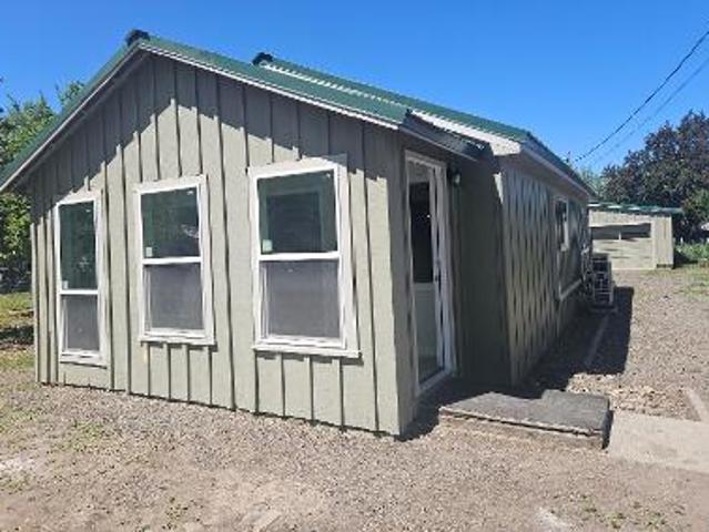 House for sale in Oregonia