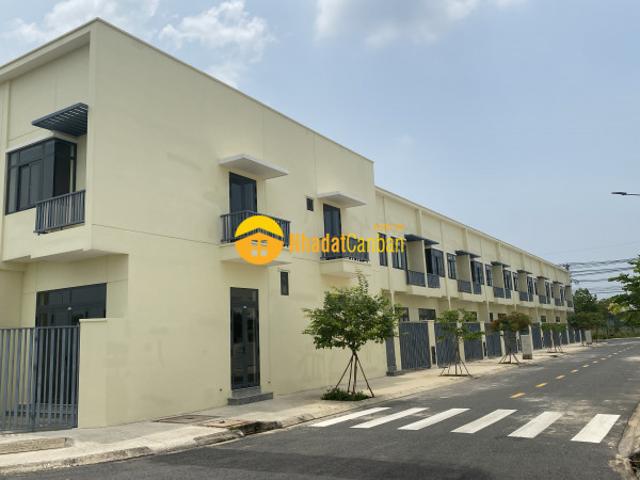 Nhà mặt phố bán