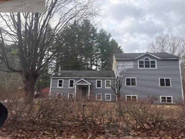 House for sale in Townsend, Massachusetts