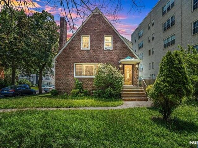House for sale in East Orange