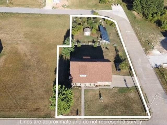 House for sale in Bolivar, Missouri