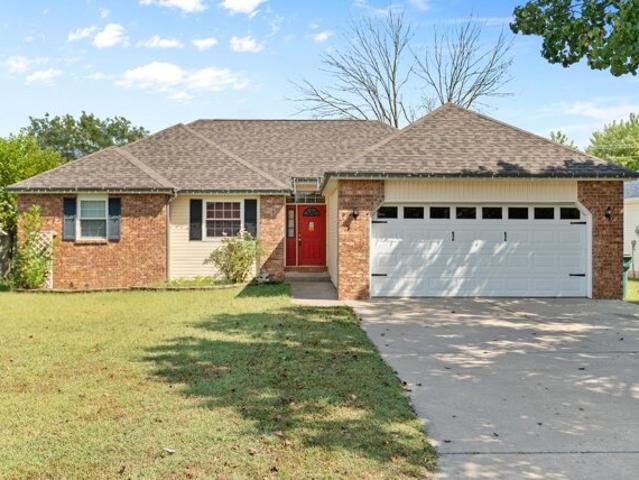 House for sale in Bolivar, Missouri