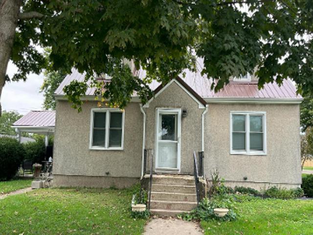 House for sale in Ladd, Bureau County