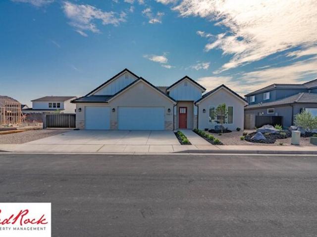 House for sale in Washington, Utah