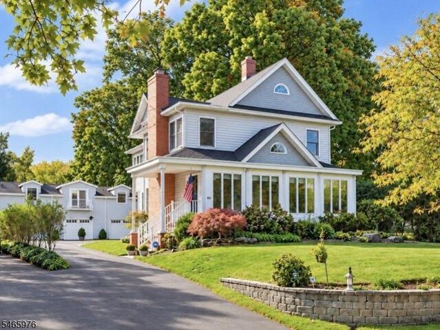 House for sale in Ridgewood Junction, Glen Rock