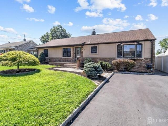 House for sale in Avenel, New Jersey
