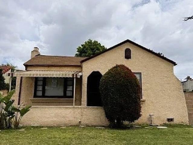 House for sale in Canoga Park, California