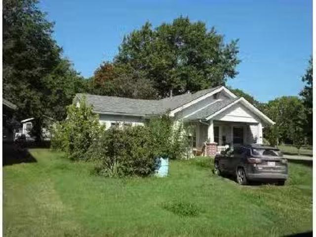 House for sale in Fort Scott