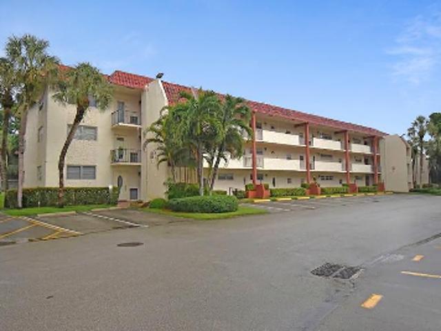 Condo for sale in Pembroke Pines, Broward County