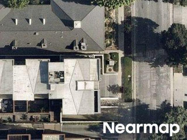 Condo for sale in Pasadena, California
