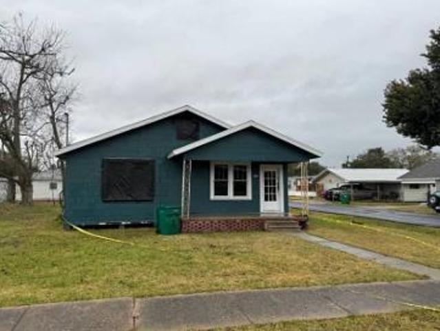 House for sale in Sulphur House for sale in Sulphur