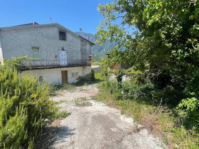 Villa Indipendente in vendita a Capriglia Irpina, Campania