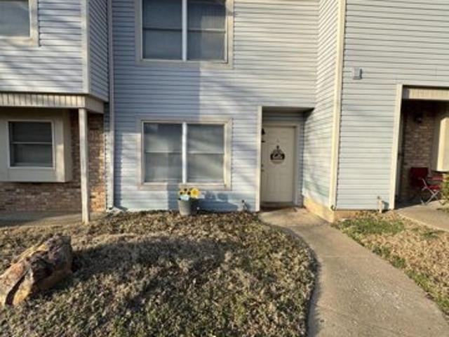 Condo for sale in Springfield