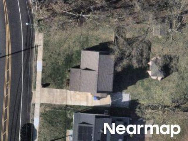 House for sale in Avenel, New Jersey