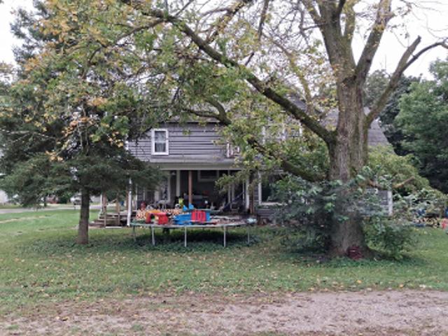 House for sale in Flanagan, Livingston County