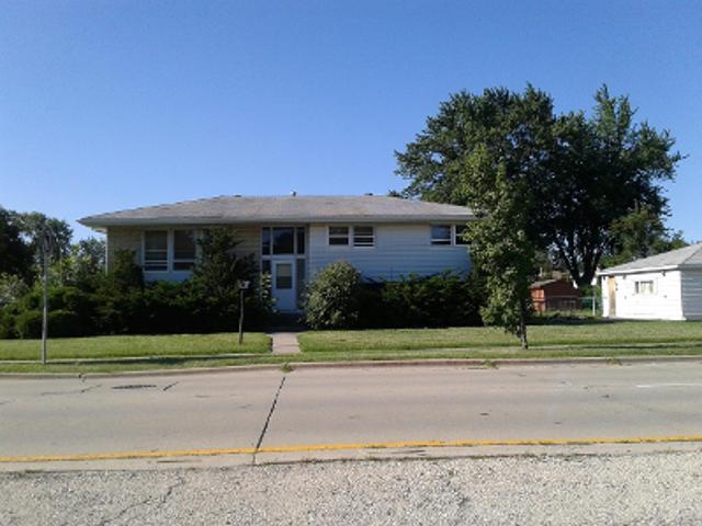 House for sale in Bridgeview, Illinois