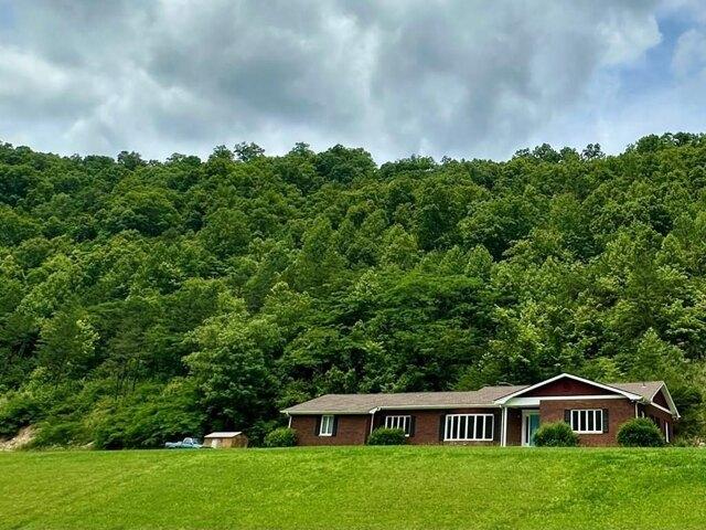 House for sale in Jeff