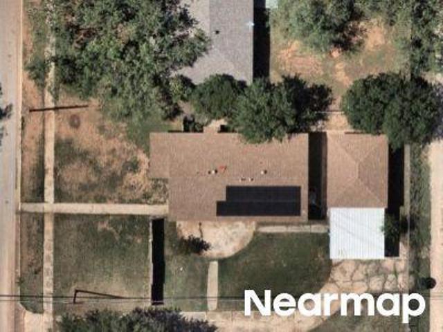 House for sale in Taylor, Texas