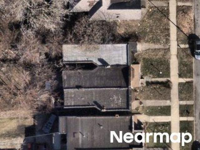 Townhouse for sale in Chicago Park, Illinois