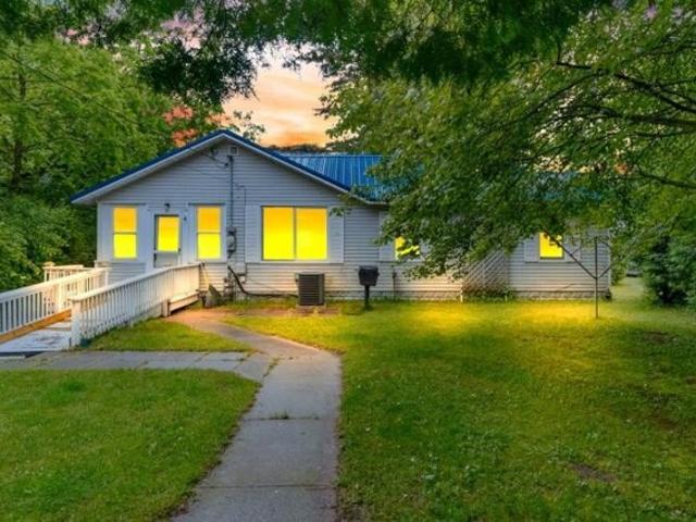 House for sale in Carsonville House for sale in Carsonville
